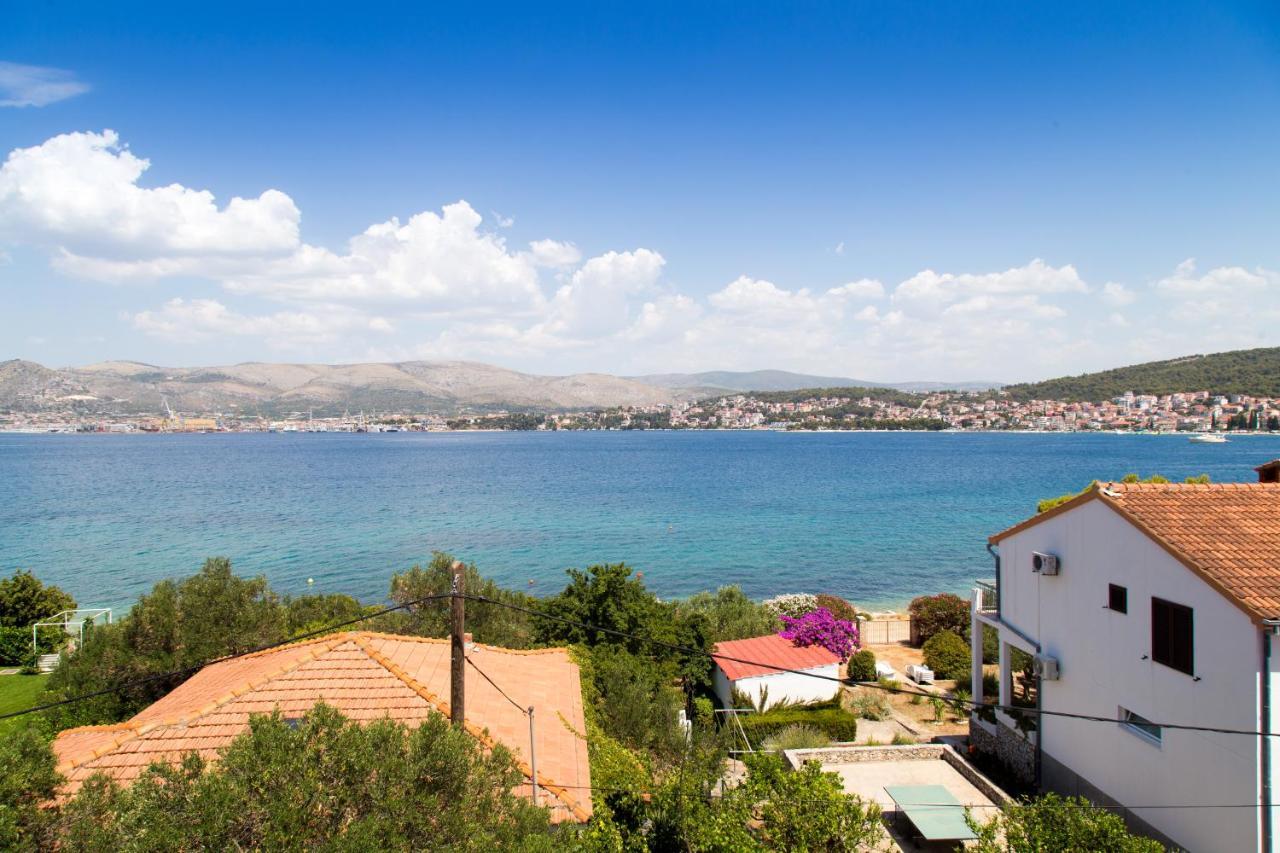 Beachfront House Olbia With Private Parking Trogir Exterior foto