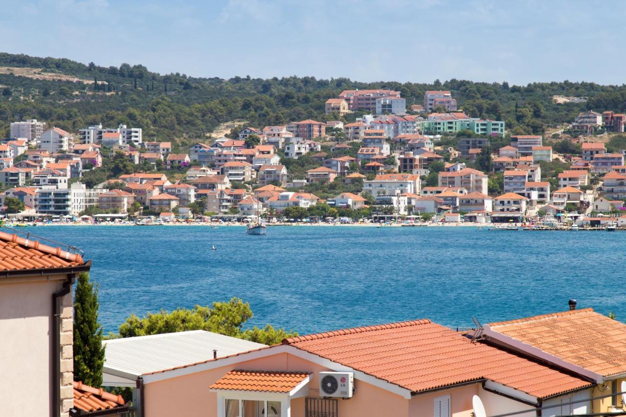 Beachfront House Olbia With Private Parking Trogir Exterior foto