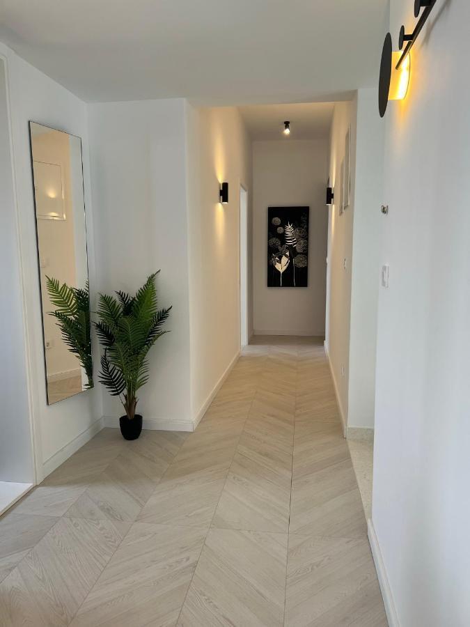 Beachfront House Olbia With Private Parking Trogir Exterior foto